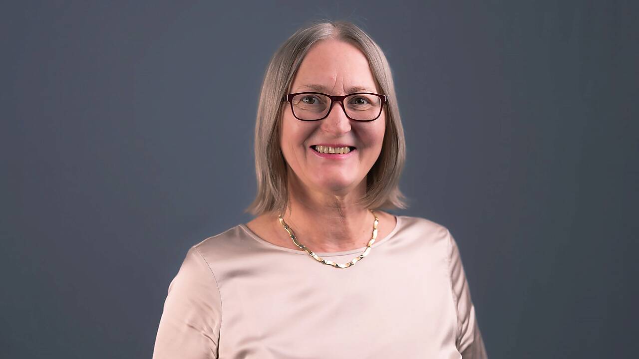 Porträt Dana Holdener